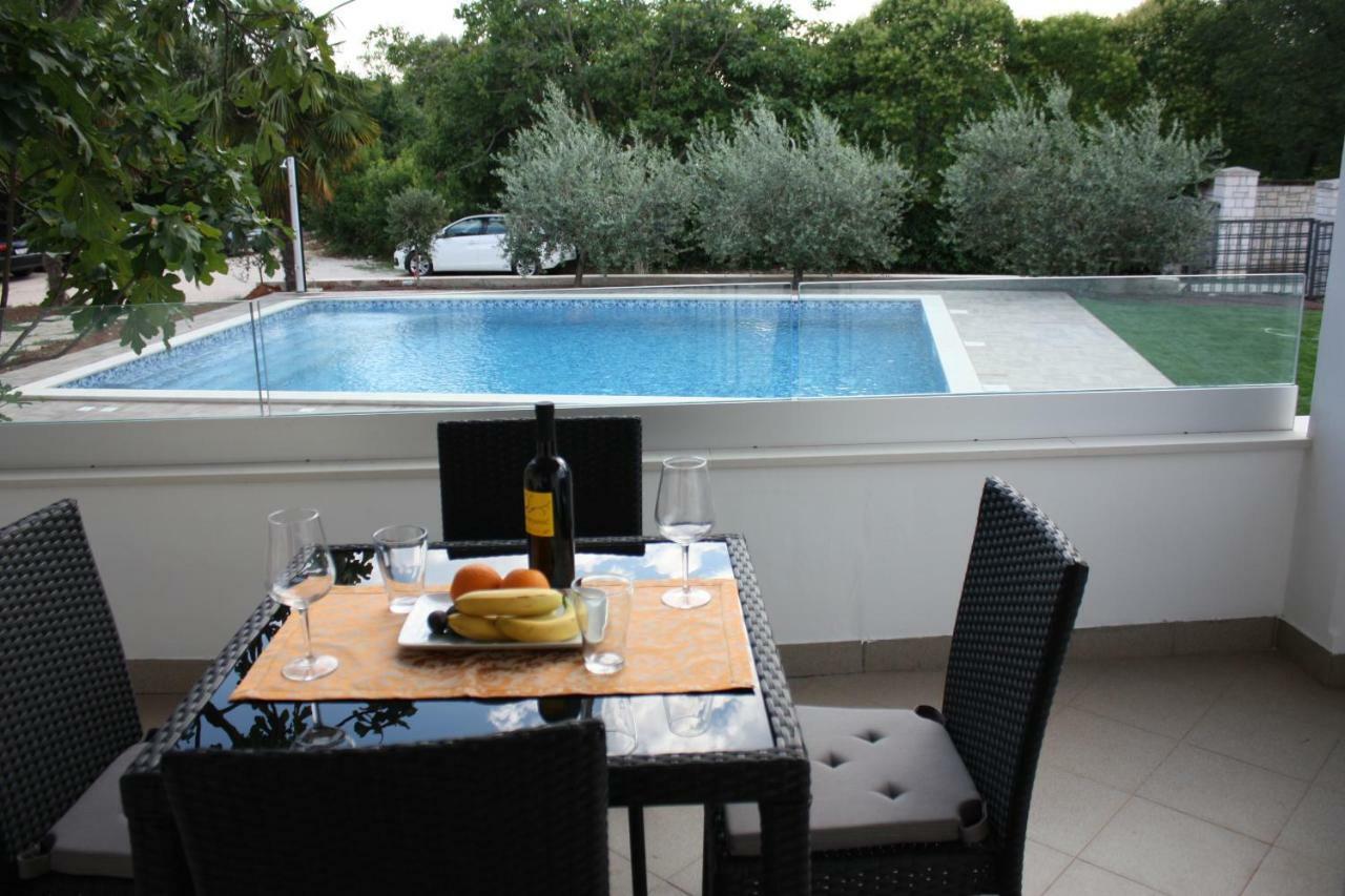 Aura Residence Rovinj Buitenkant foto